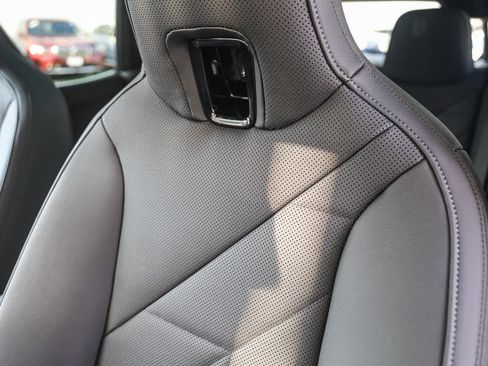 Used 2025 BMW iX xDrive50 w/ Sport Package image 21