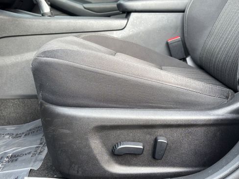 Used 2025 Nissan Altima 2.5 SV image 22