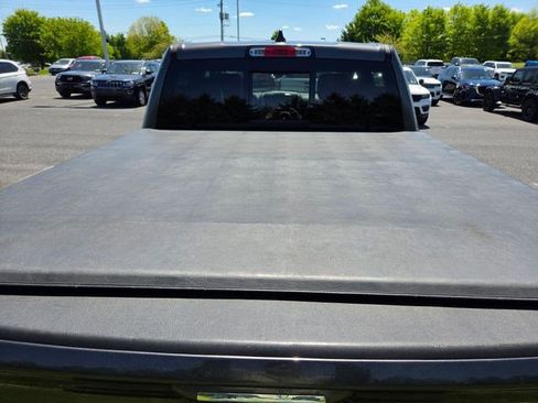 Used 2019 RAM 1500 Laramie AWD/4WD image 27