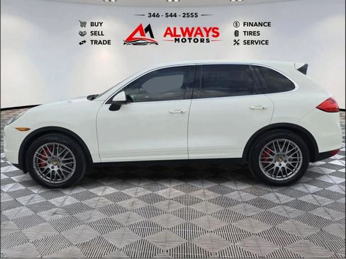 Used 2011 Porsche Cayenne Turbo AWD/4WD image 13
