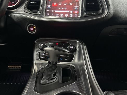 Used 2016 Dodge Challenger SRT Hellcat image 24