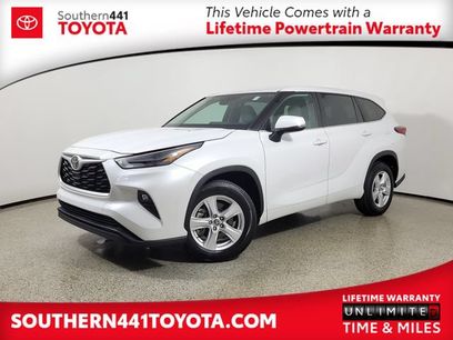 Used 2023 Toyota Highlander LE