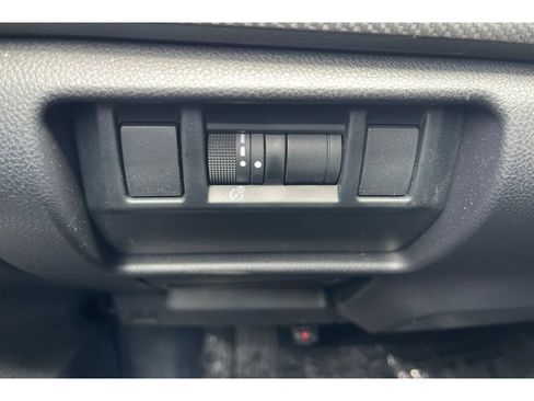 Certified 2026 Subaru Crosstrek 2.5i Premium AWD/4WD image 39