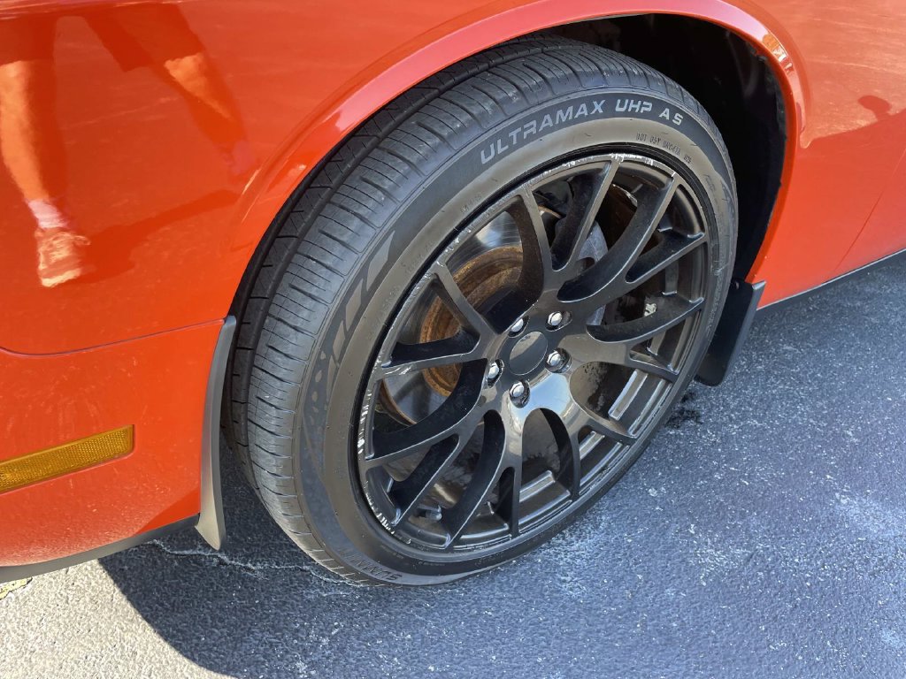 Used 2013 Dodge Challenger R/T RWD image 31