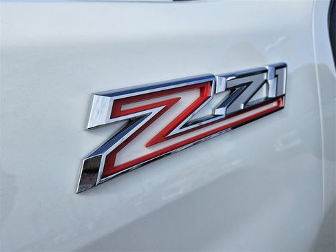 Used 2026 Chevrolet Silverado 2500 Custom w/ Custom Value Package image 20