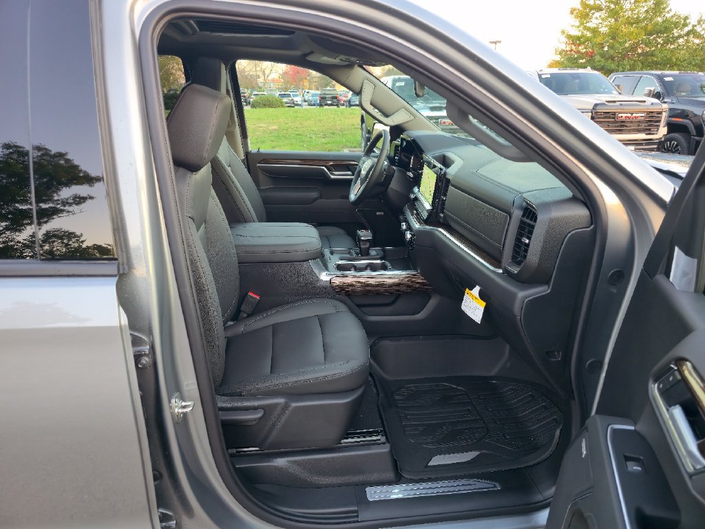 New 2026 GMC Sierra 1500 Elevation w/ Elevation Premium Package AWD/4WD image 30