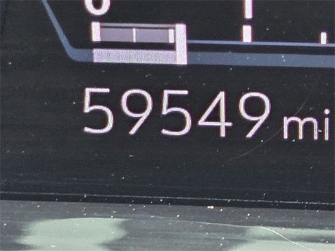 Certified 2023 Cadillac Escalade ESV Luxury image 22