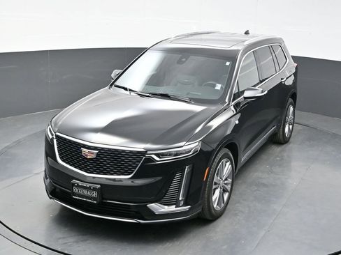 Certified 2025 Cadillac XT6 Premium Luxury w/ Platinum Package AWD/4WD image 35