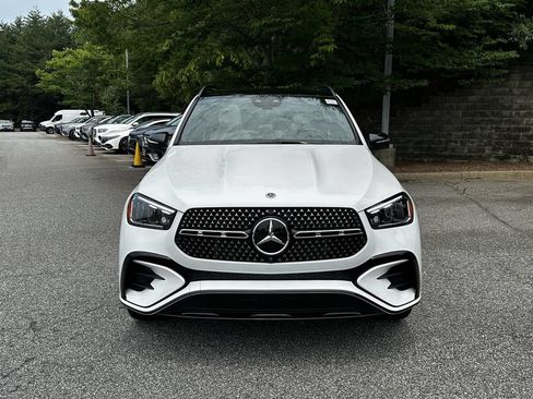 Certified 2025 Mercedes-Benz GLE 450 4MATIC w/ AMG Line Exterior image 3