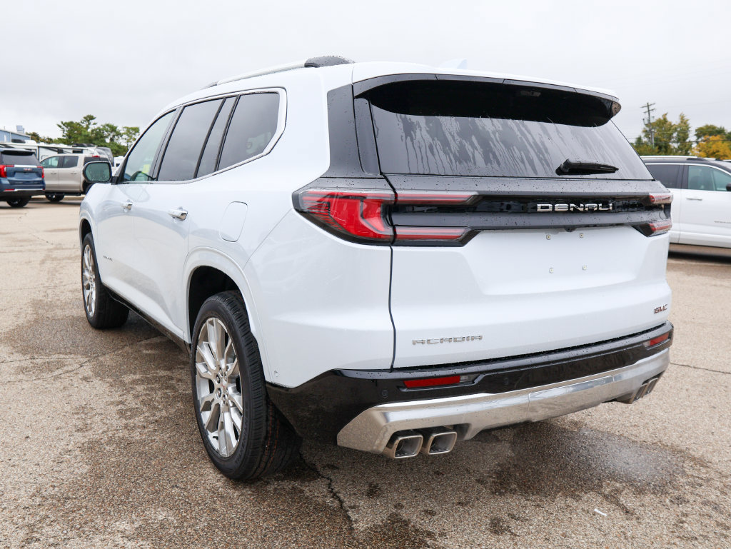 New 2027 GMC Acadia Denali w/ Denali Reserve Package FWD image 34