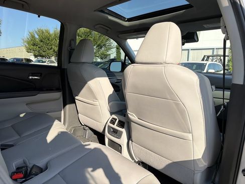 Used 2020 Honda Pilot EX-L image 18