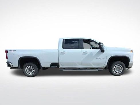 Used 2023 Chevrolet Silverado 2500 LT w/ All Star Edition AWD/4WD image 4