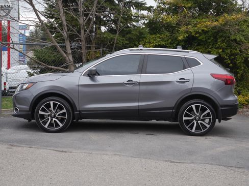 Used 2017 Nissan Rogue Sport SL image 17