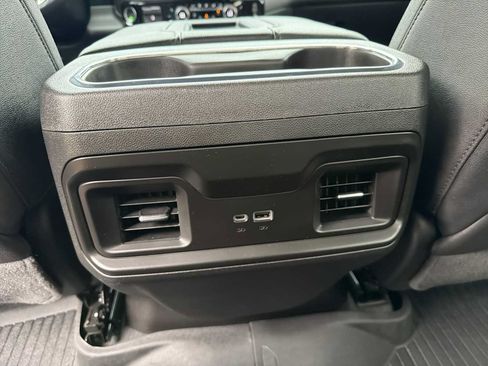 Used 2022 Chevrolet Silverado 1500 RST AWD/4WD image 4