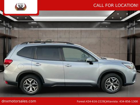 Used 2021 Subaru Forester Premium image 6