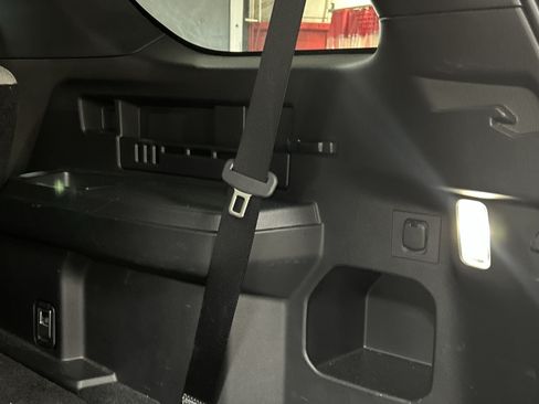 Used 2026 Toyota 4Runner SR5 AWD/4WD image 18