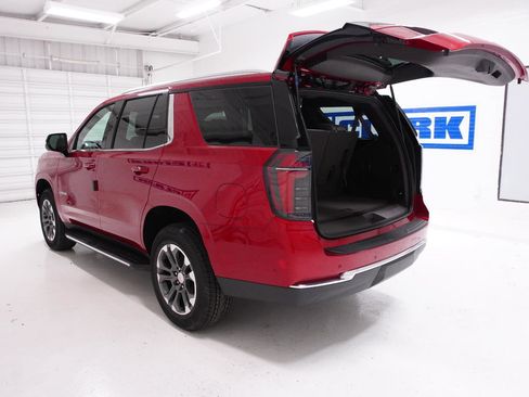 New 2026 Chevrolet Tahoe LS image 8