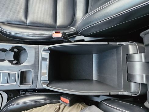 Used 2024 Ford Escape Platinum image 19