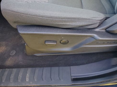 Used 2023 Ford F150 XLT AWD/4WD image 15