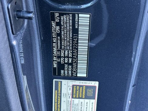 Used 2010 Mercedes-Benz SLK 300 image 28