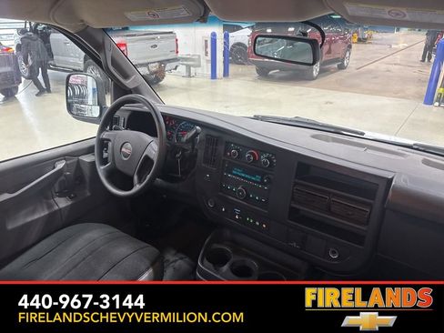 Certified 2021 GMC Savana 2500 w/ Driver Convenience Package image 36