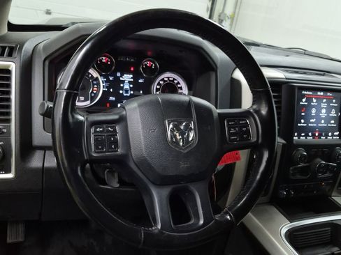 Used 2019 RAM 1500 Classic Warlock AWD/4WD image 3