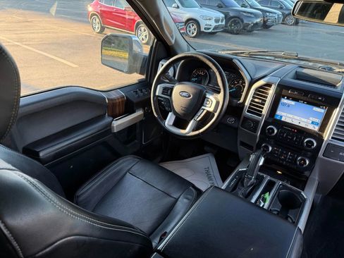 Used 2016 Ford F150 Lariat w/ Equipment Group 502A Luxury image 18