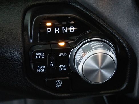 Used 2024 RAM 1500 Laramie AWD/4WD image 13