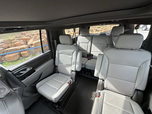 Used 2021 Chevrolet Suburban Z71 w/ Rear Media and Nav Package image 27