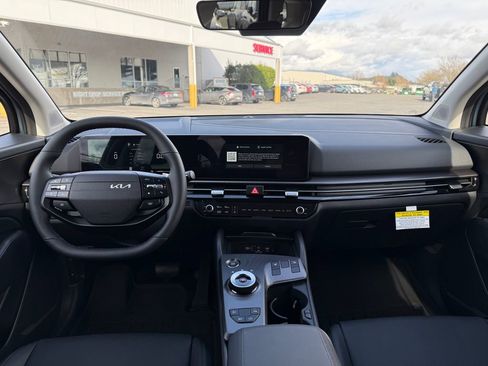 New 2026 Kia Sportage EX AWD/4WD image 24