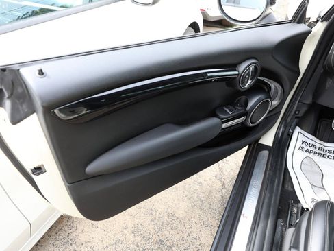 Used 2015 MINI Cooper S FWD image 16