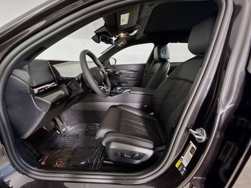 New 2026 BMW i5 eDrive40 w/ M Sport Package image 22