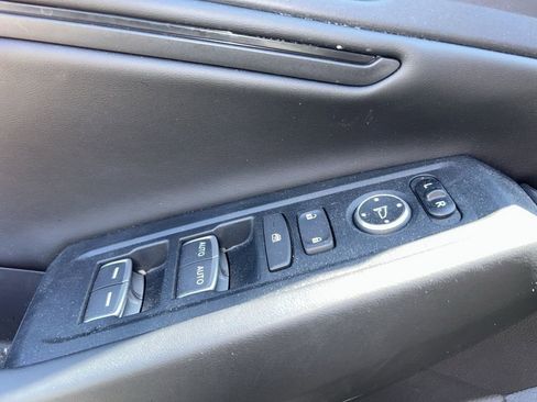 Used 2024 Honda Accord EX image 15