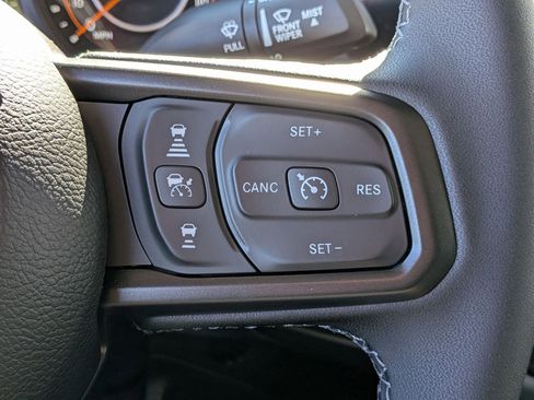 New 2025 Jeep Gladiator Sport image 15