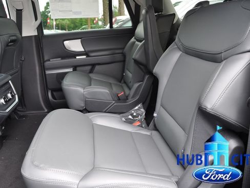 New 2026 Ford Expedition Max Active RWD image 11