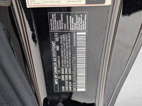 Used 2011 Mercedes-Benz CL 550 4MATIC image 15