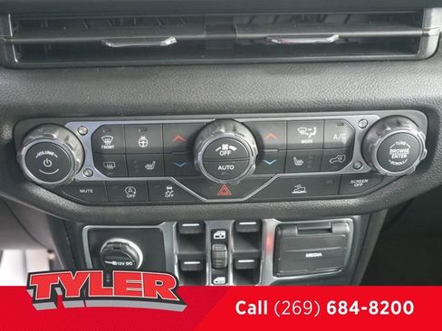 New 2026 Jeep Gladiator Sport image 32