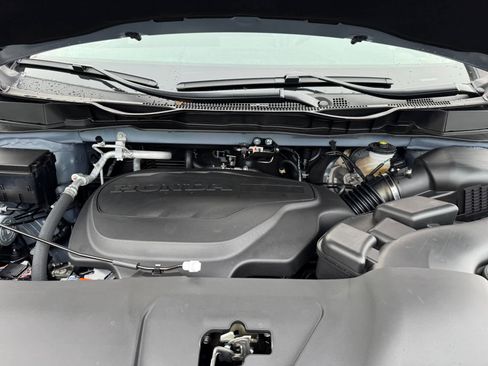 New 2026 Honda Odyssey Touring image 8