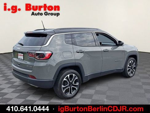 Used 2023 Jeep Compass Limited AWD/4WD image 6