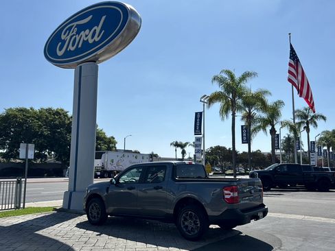 Used 2025 Ford Maverick XLT w/ XLT Luxury Package AWD/4WD image 10