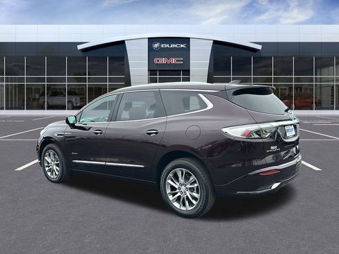 Used 2022 Buick Enclave Avenir w/ Avenir Technology Package image 3