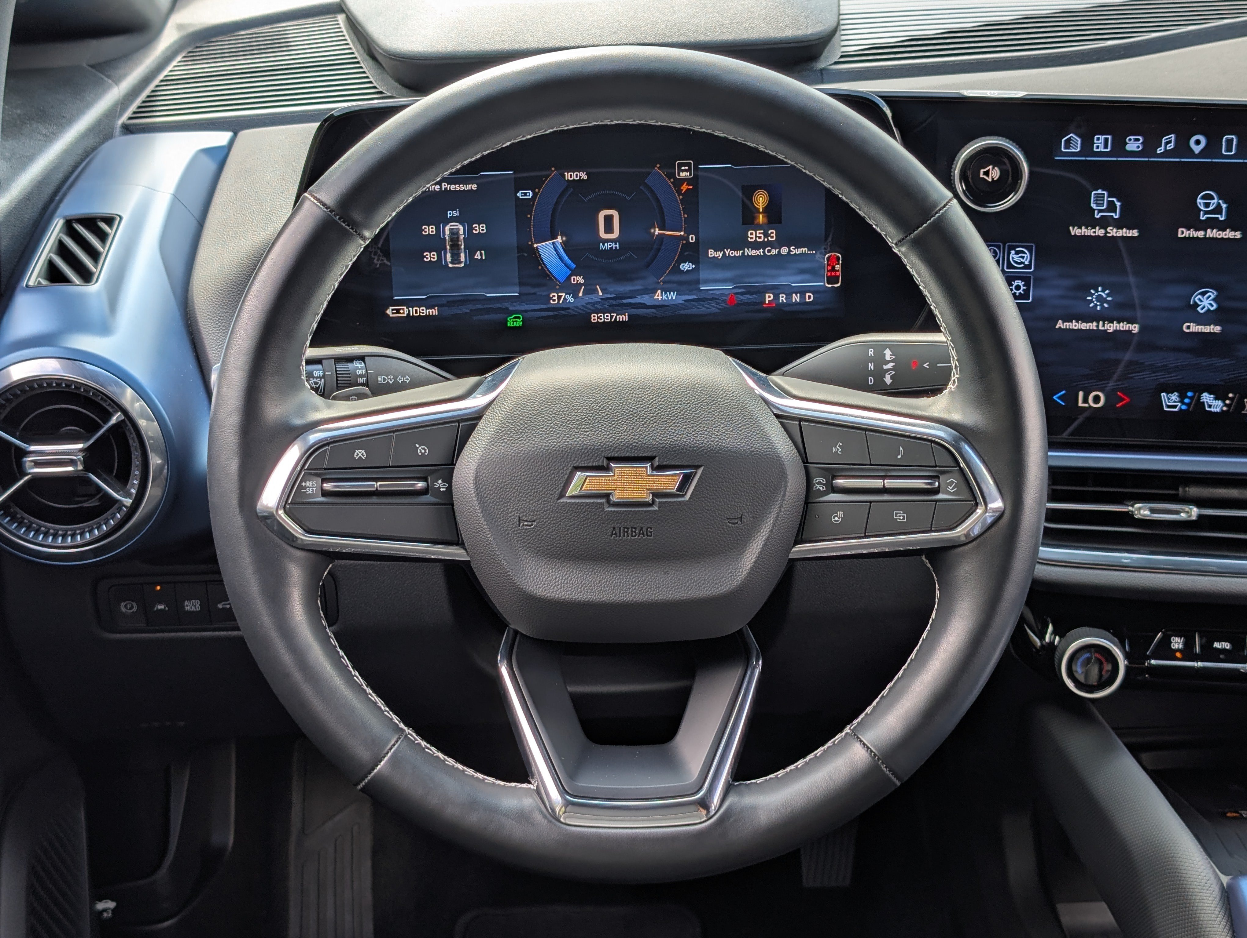 Used 2025 Chevrolet Equinox EV LT w/ Convenience Package II FWD image 24
