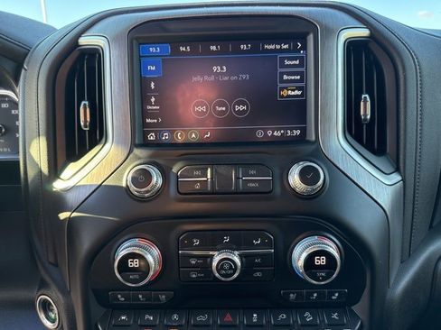 Used 2020 GMC Sierra 1500 Denali w/ Denali Ultimate Package image 23