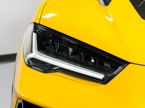 Used 2023 Lamborghini Urus Performante AWD/4WD image 49