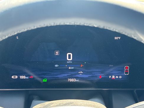 Used 2025 Chevrolet Equinox EV LT w/ Convenience Package FWD image 23