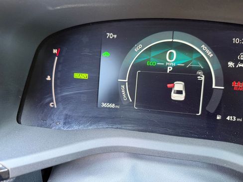 Used 2025 Toyota Camry LE image 38