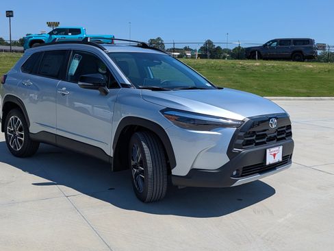 New 2026 Toyota Corolla Cross XLE AWD/4WD image 7