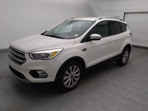 Used 2017 Ford Escape Titanium FWD image 2