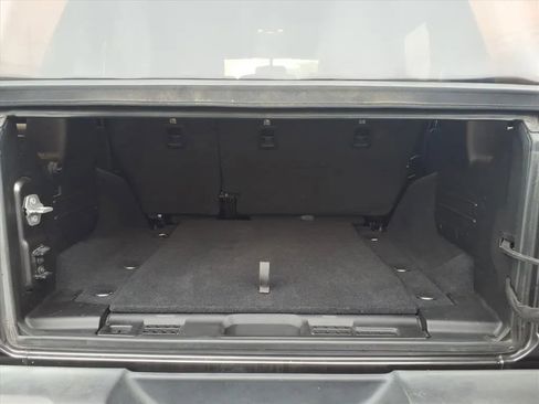 Used 2019 Jeep Wrangler Unlimited Sport S image 19