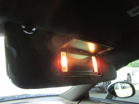 Used 2023 Dodge Challenger SXT RWD image 38